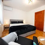 Apartamento Spacious - With Terrace & Grill *