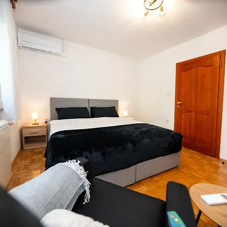 Spacious - With Terrace & Grill Appartement