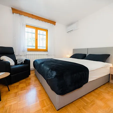 Spacious - With Terrace & Grill Appartement *