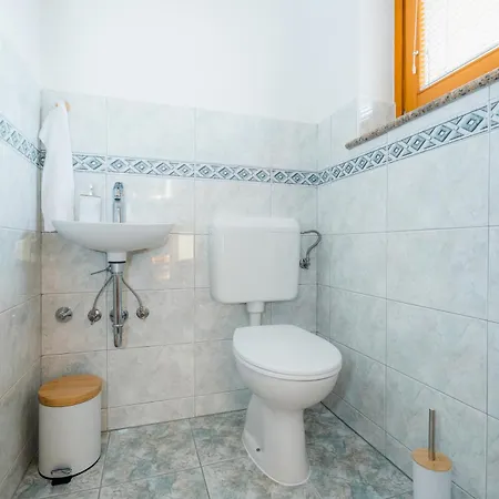 Appartement Spacious - With Terrace & Grill