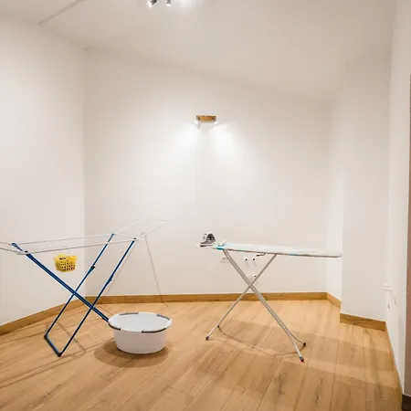 Apartman Spacious - With Terrace & Grill *