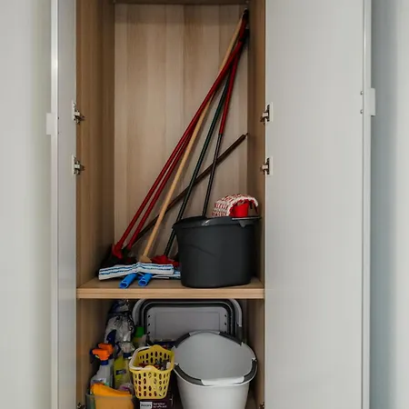 Spacious - With Terrace & Grill Lejlighed Senozece