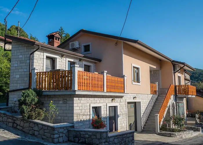 Spacious - With Terrace & Grill Daire *