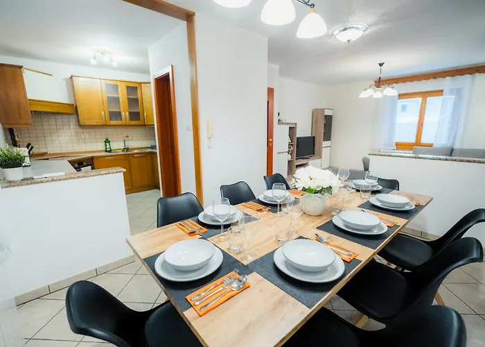 Spacious - With Terrace & Grill Apartma *